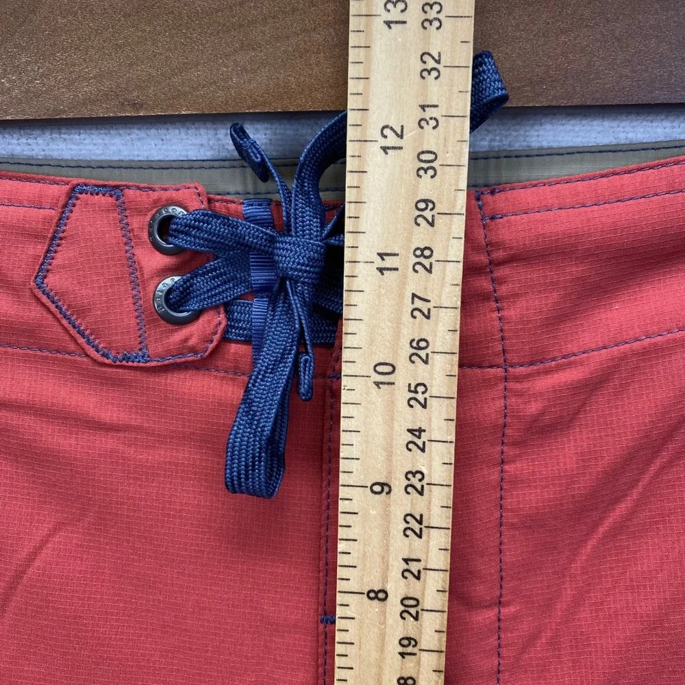 Patagonia Stretch Planing Board Shorts Mens 30 Red Striped 86611SP18 Swim Trunks